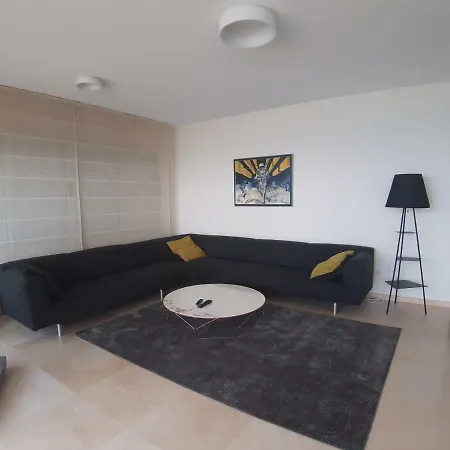 Apartament Hallmark 201